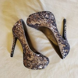 Bakers Shoes - Bakers Silver Sequin Heels Bakers Shoes - Bakers Silver Sequin Heels